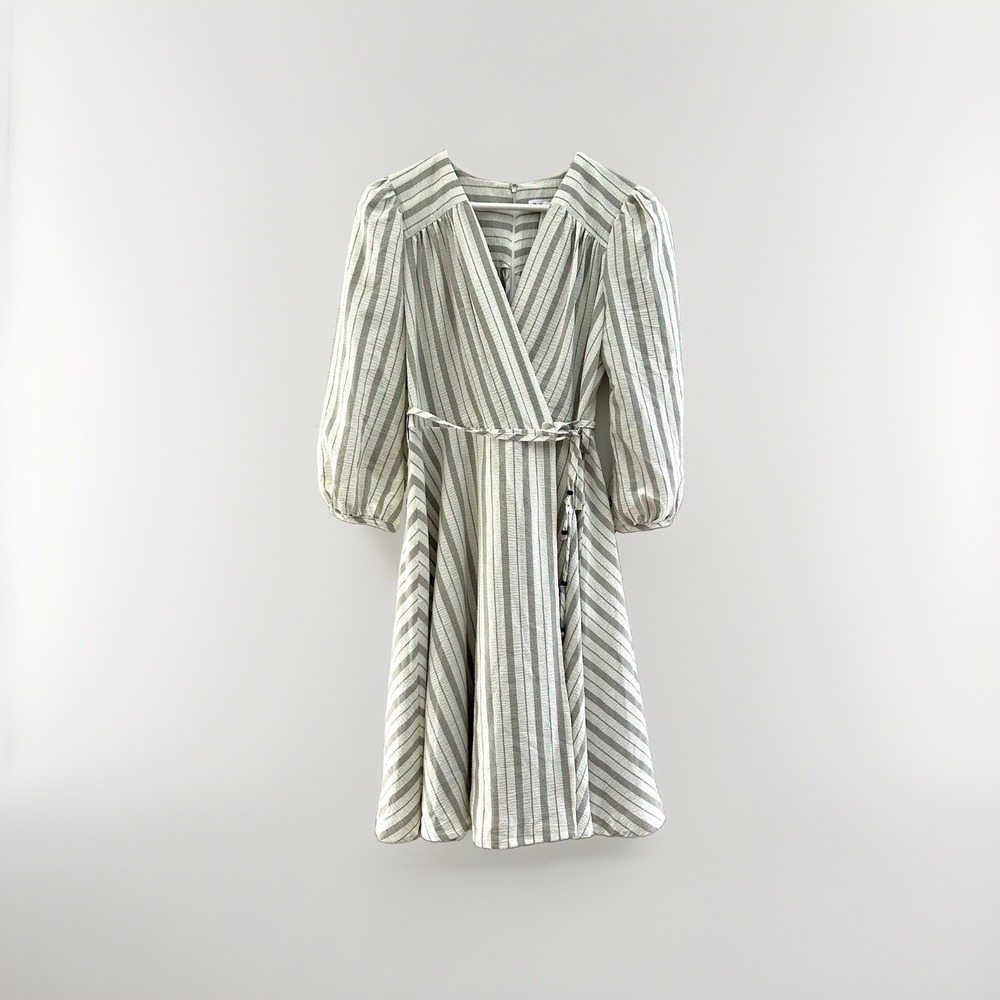 Calvin Klein Striped Seersucker Faux Wrap Puff Sleeve Dress Sz 4 White Gray